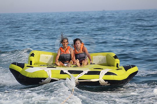 Algarve sporturi nautice cu banana barca & canapea nebun
